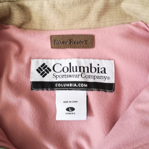 Columbia Women's Vest Size Large, Moss Green/Pink - Picture 3 of 5